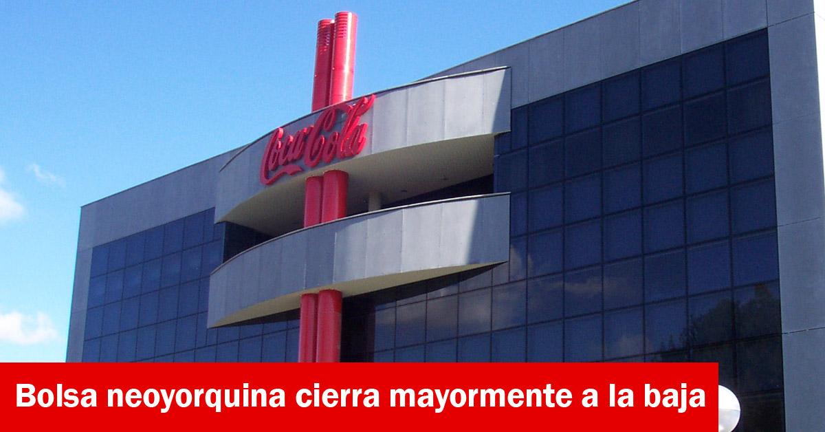 Bolsa neoyorquina cierra mayormente a la baja